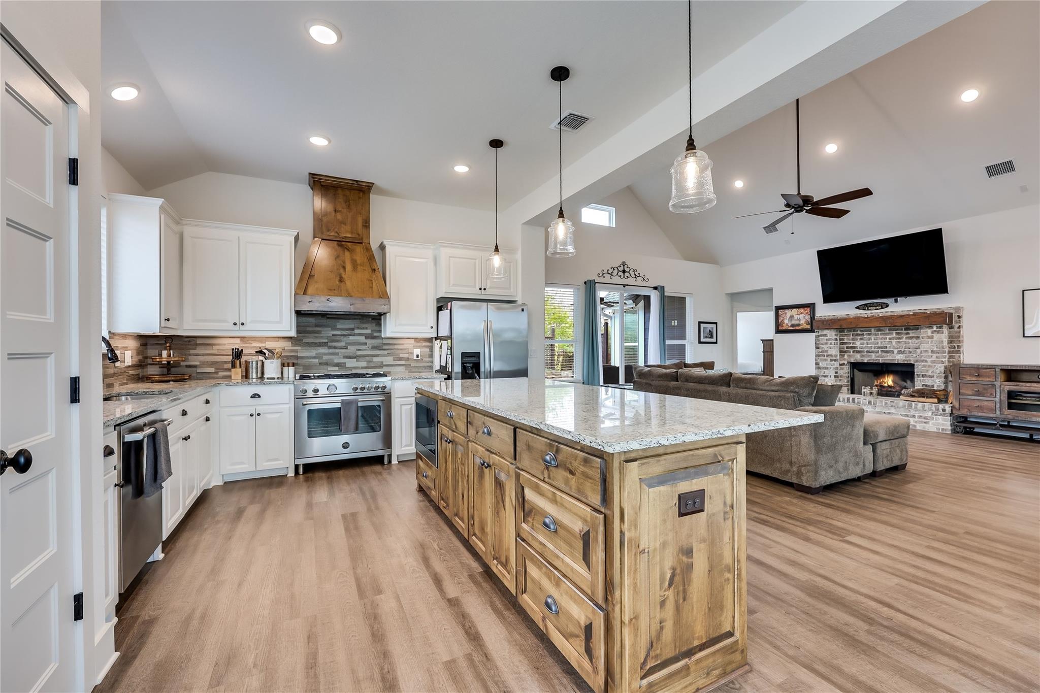325 Charli Circle Liberty Hill TX 78642