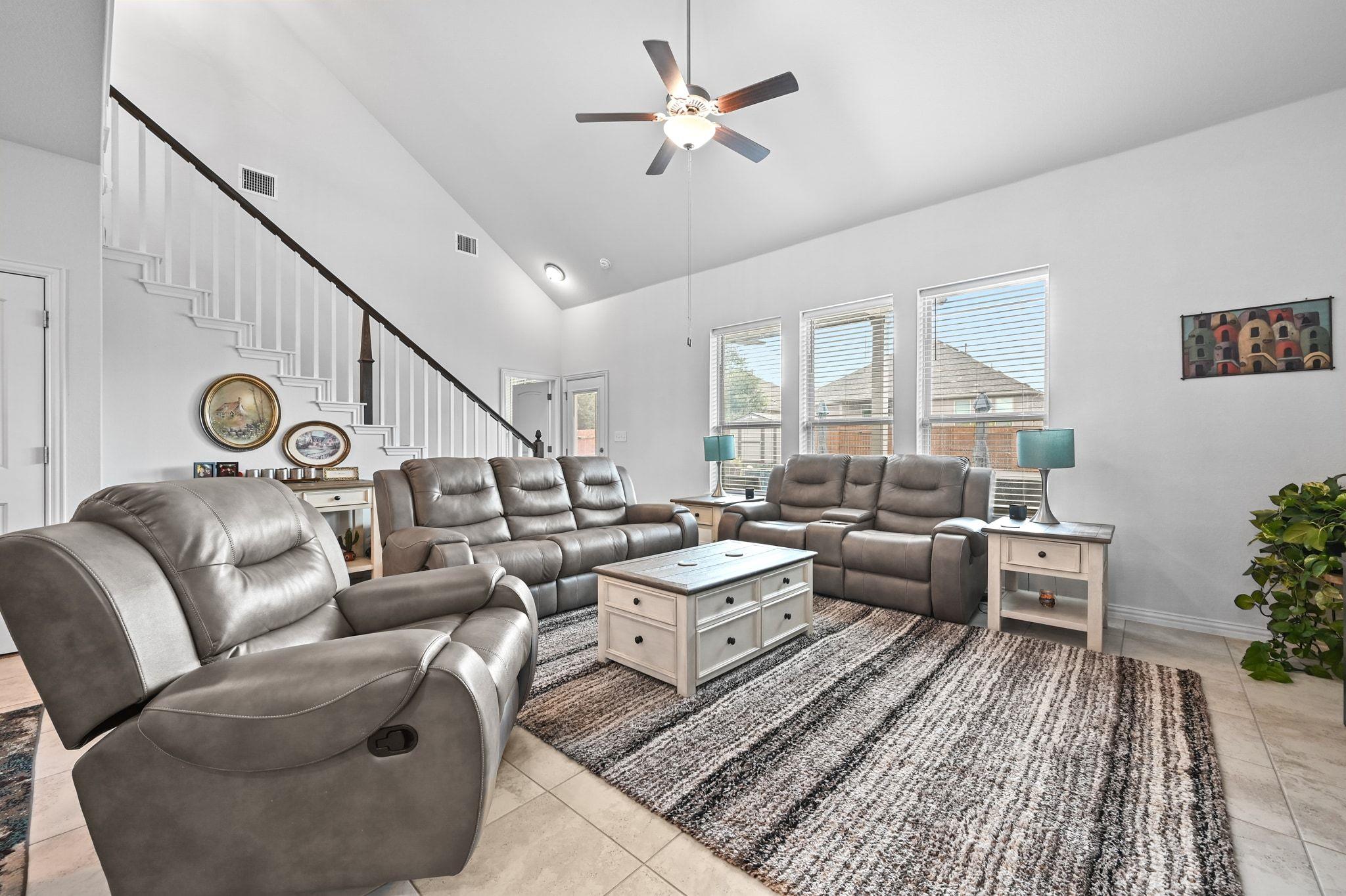275 Coyote Creek Way Kyle TX 78640