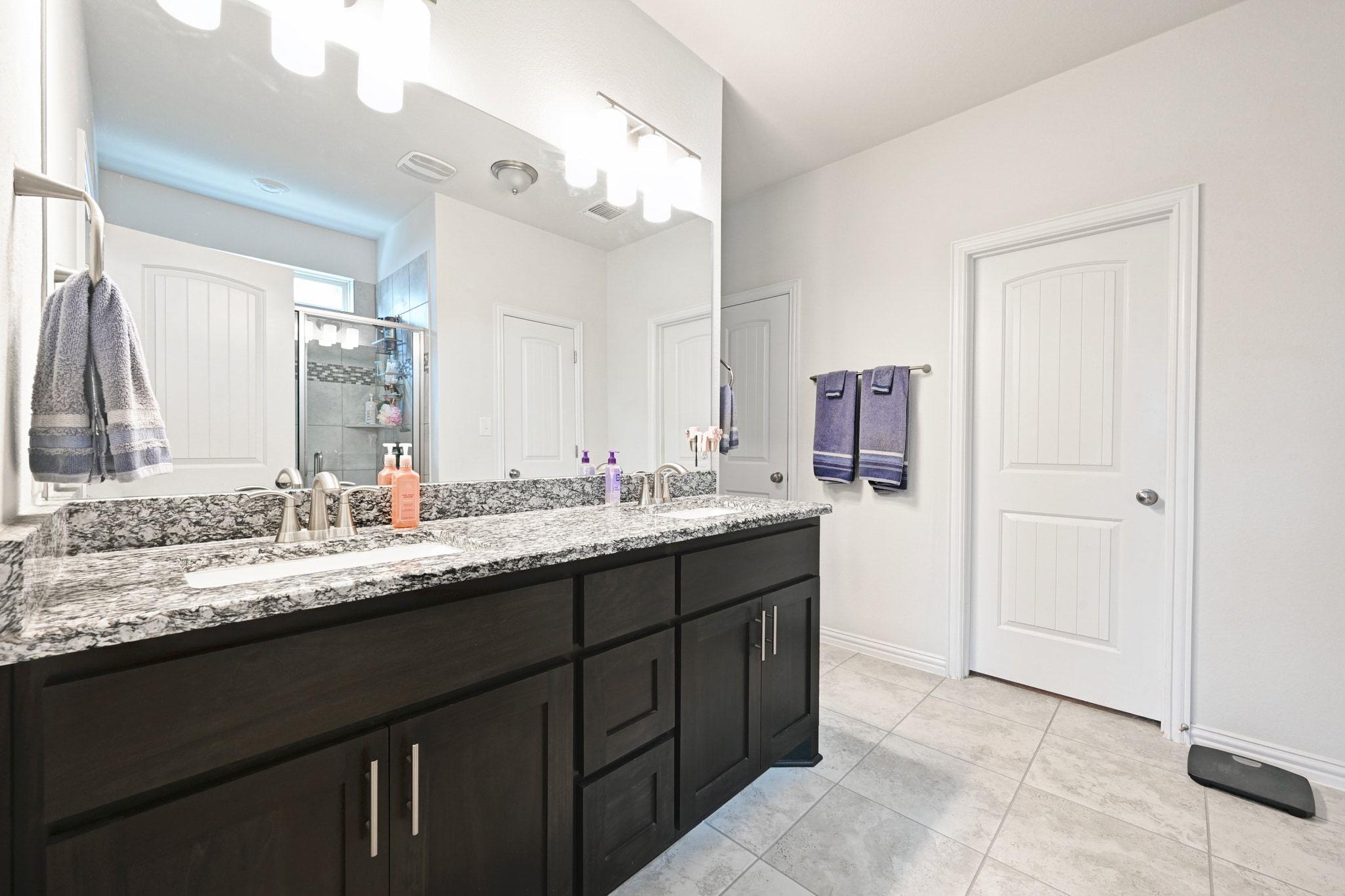 275 Coyote Creek Way Kyle TX 78640