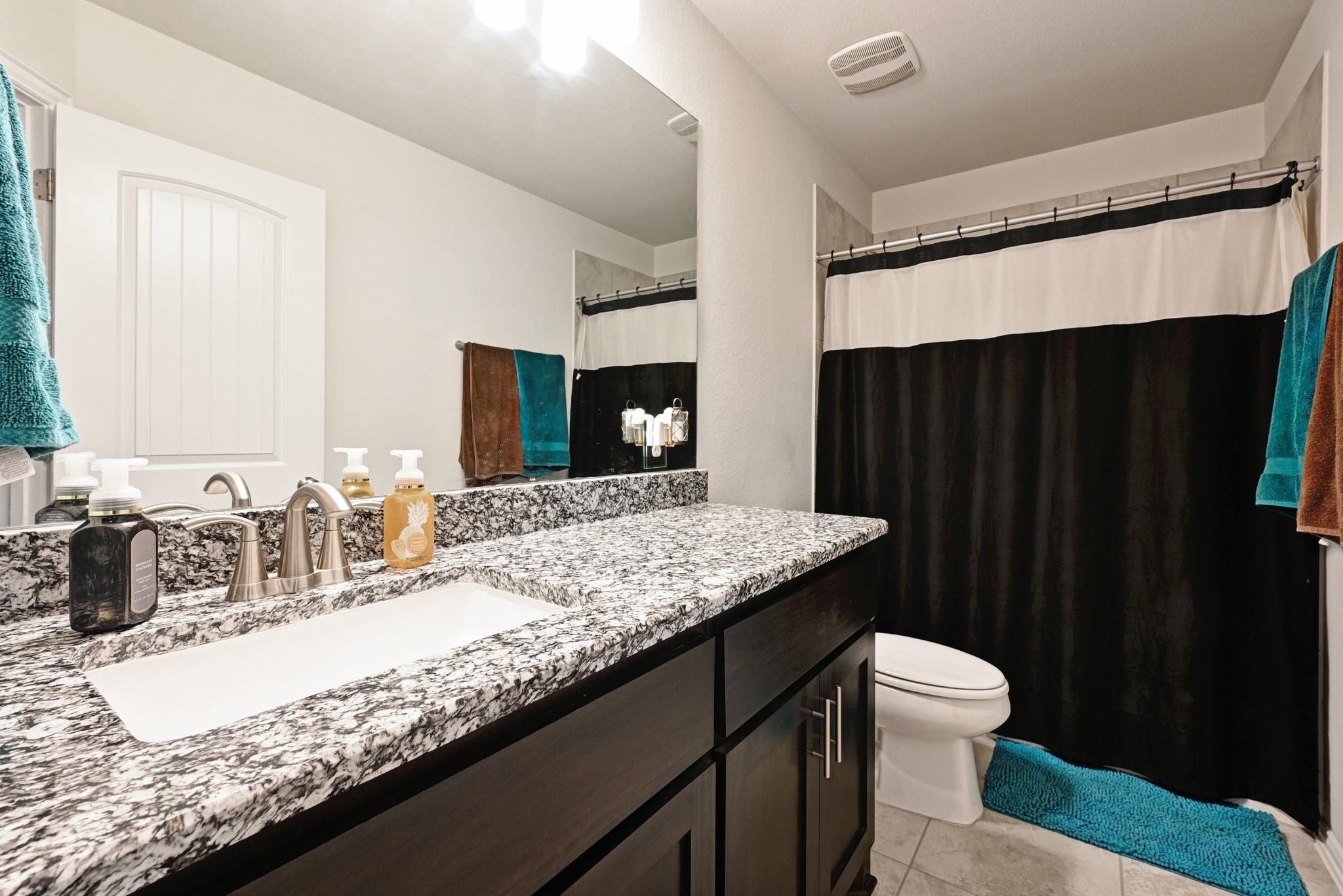 275 Coyote Creek Way Kyle TX 78640