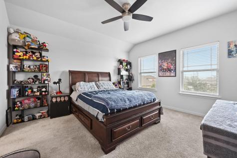 275 Coyote Creek Way Kyle TX 78640