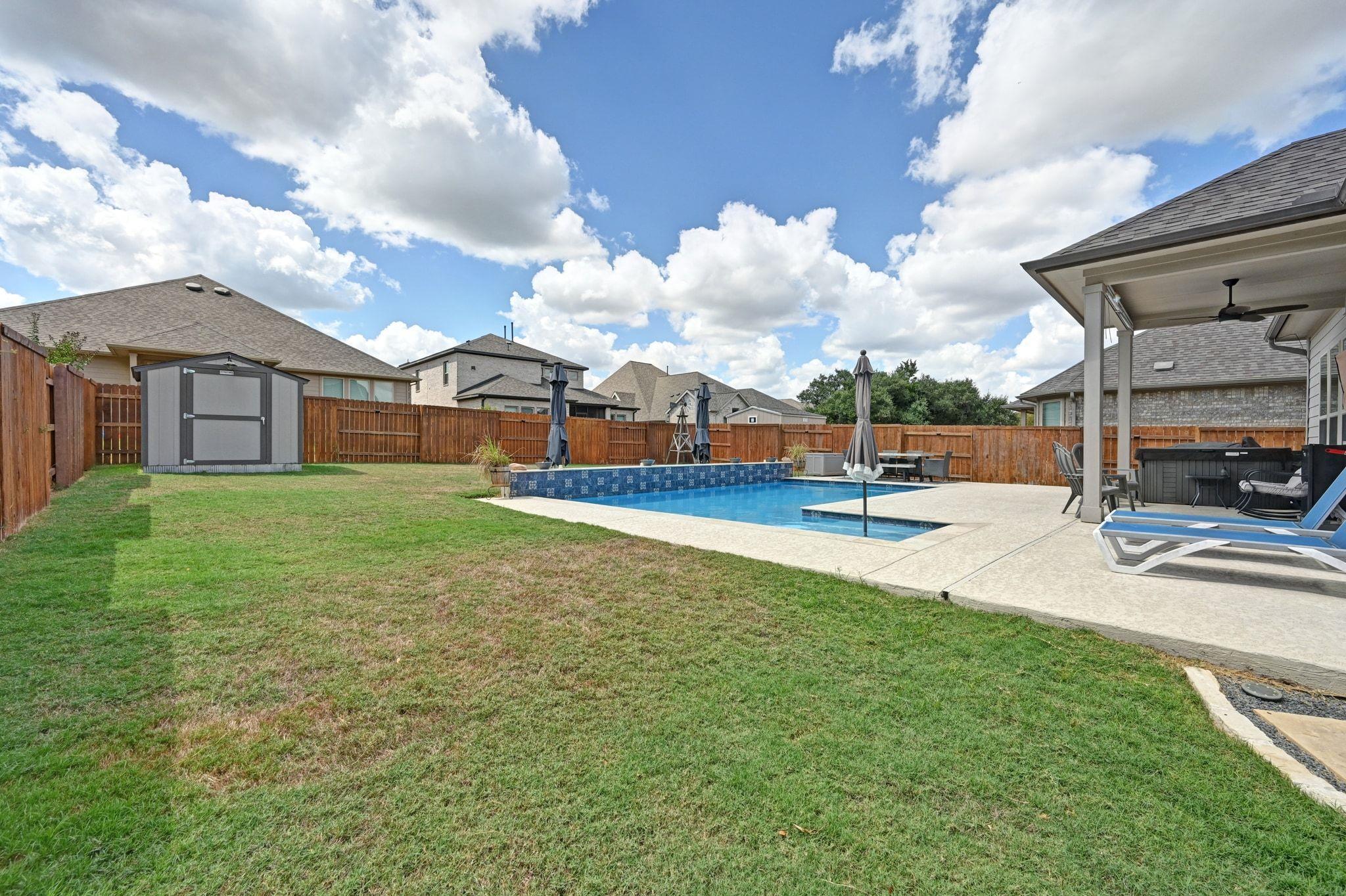 275 Coyote Creek Way Kyle TX 78640