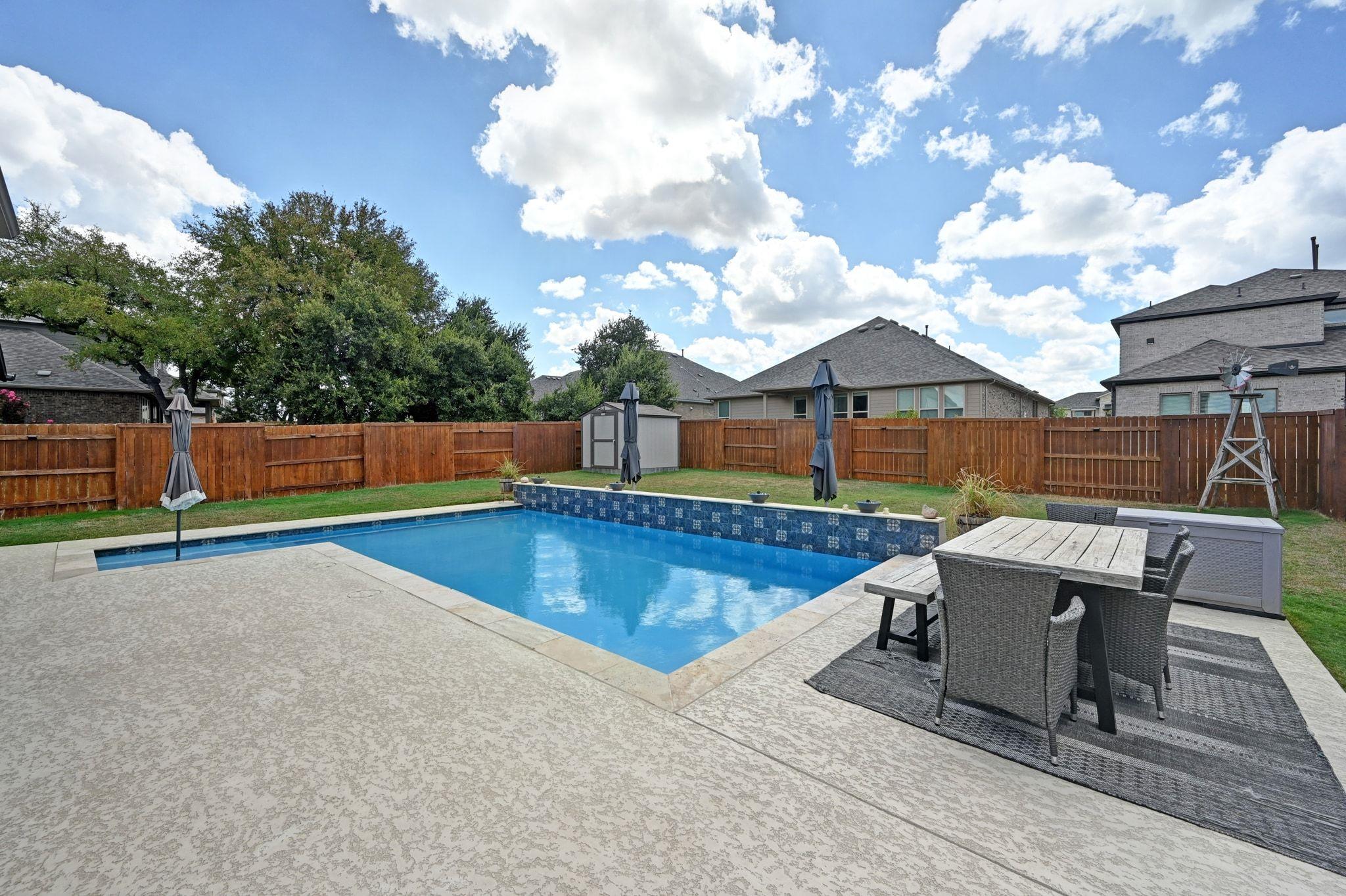275 Coyote Creek Way Kyle TX 78640