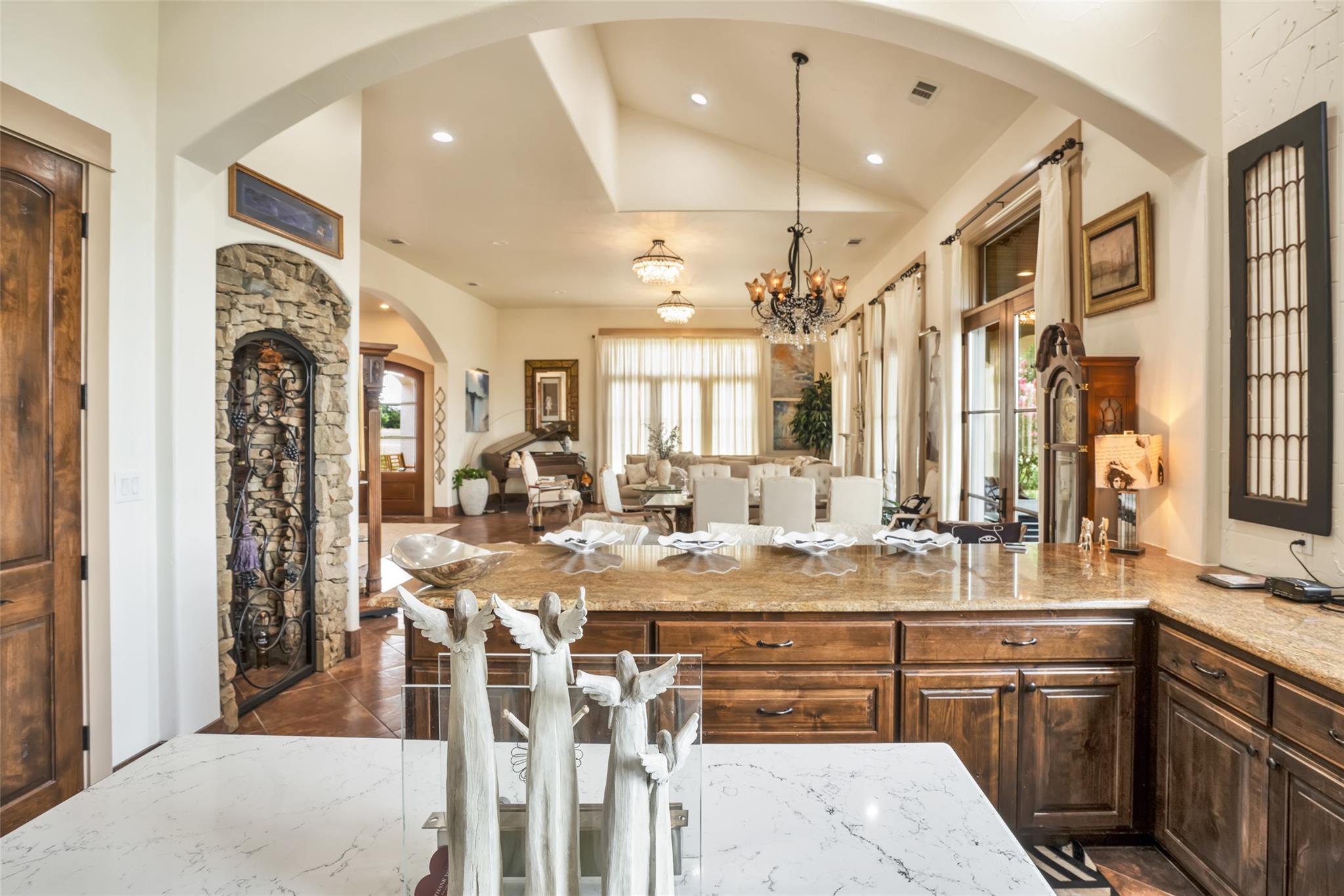 601 Strada Luca Florence TX 76527
