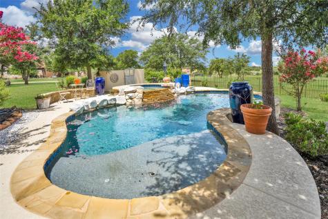 601 Strada Luca Florence TX 76527