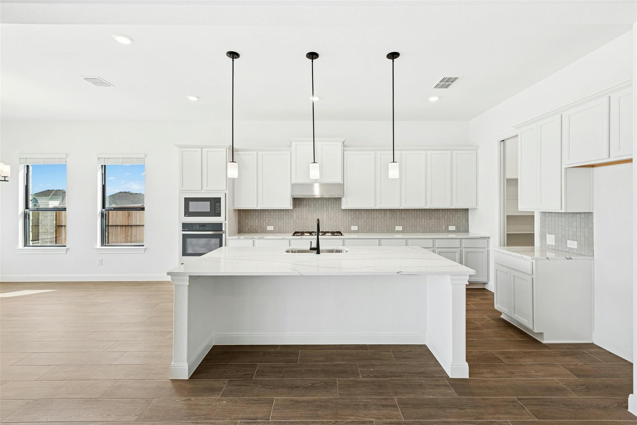 109 Mcnaughton Drive Liberty Hill TX 78642