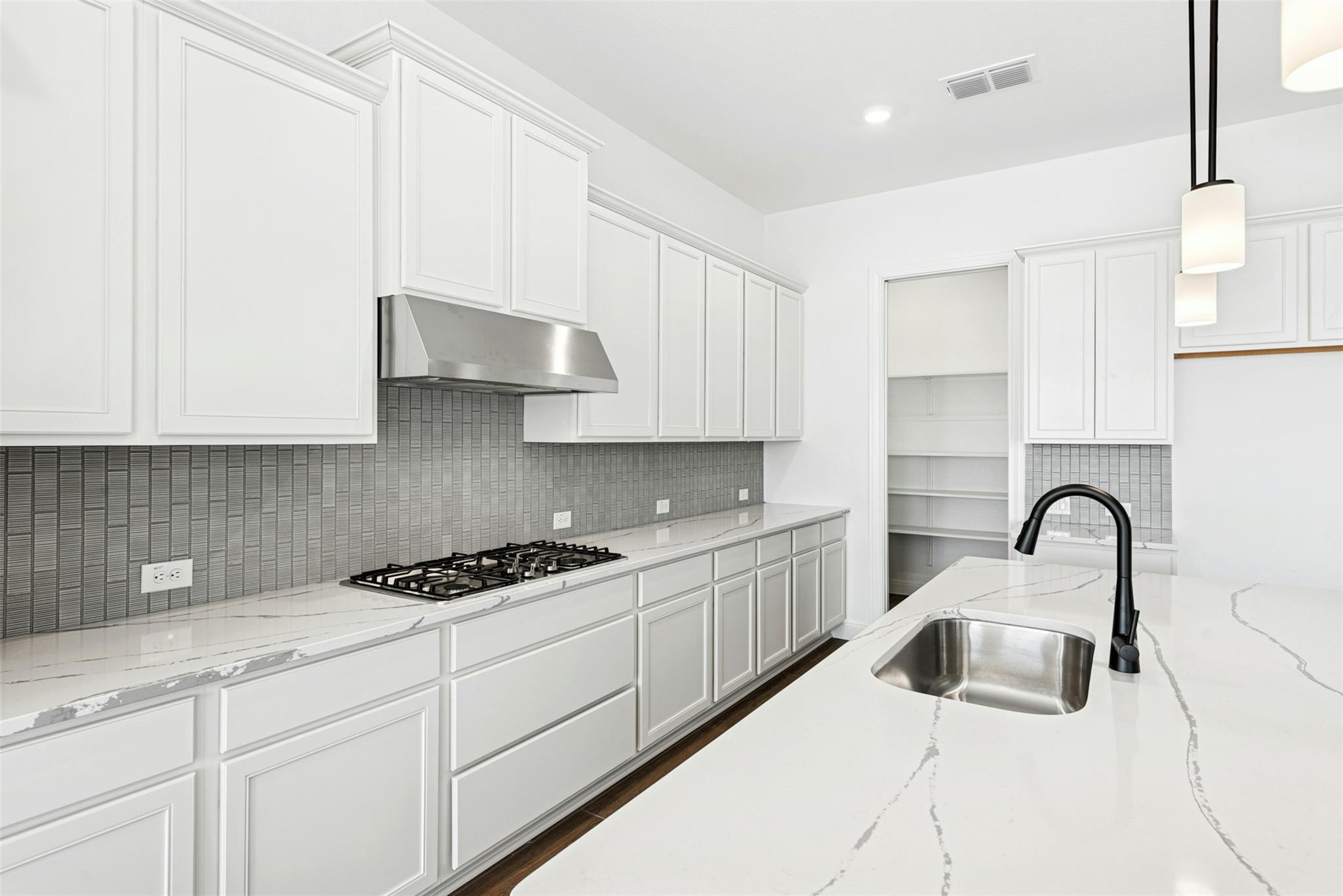 109 Mcnaughton Drive Liberty Hill TX 78642