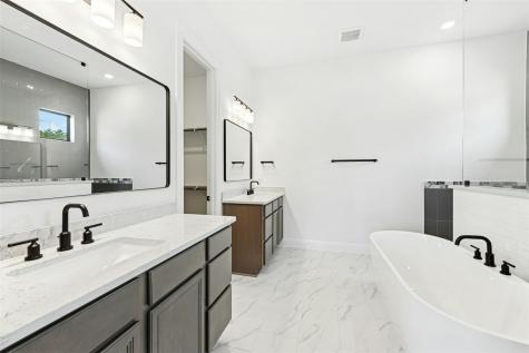 109 Mcnaughton Drive Liberty Hill TX 78642