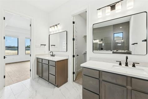 109 Mcnaughton Drive Liberty Hill TX 78642