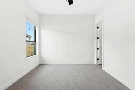 109 Mcnaughton Drive Liberty Hill TX 78642