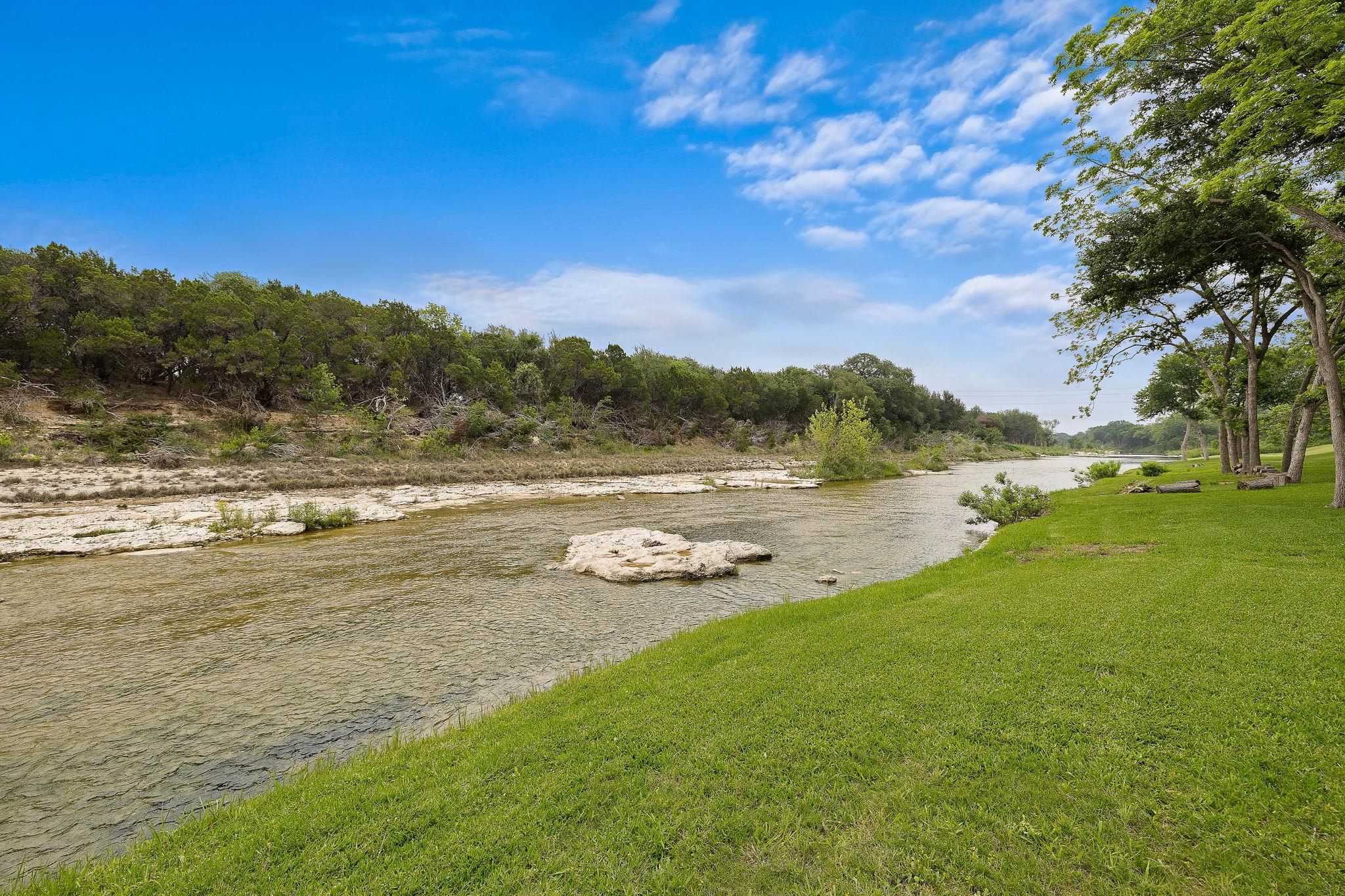 1007 S Gabriel Drive Leander TX 78641