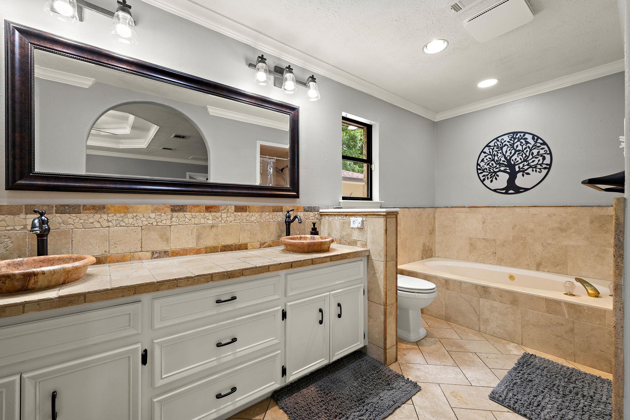 1007 S Gabriel Drive Leander TX 78641