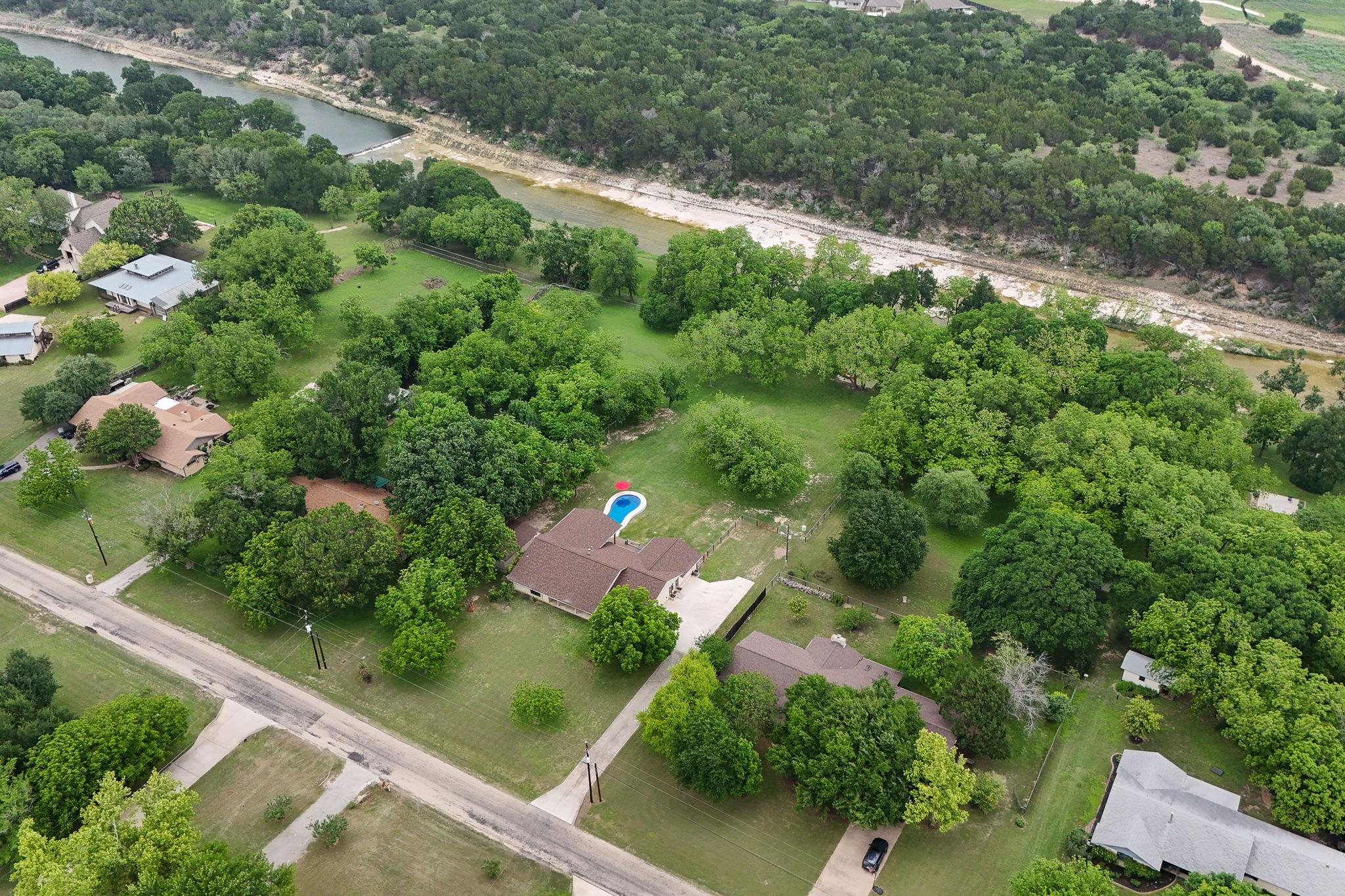 1007 S Gabriel Drive Leander TX 78641