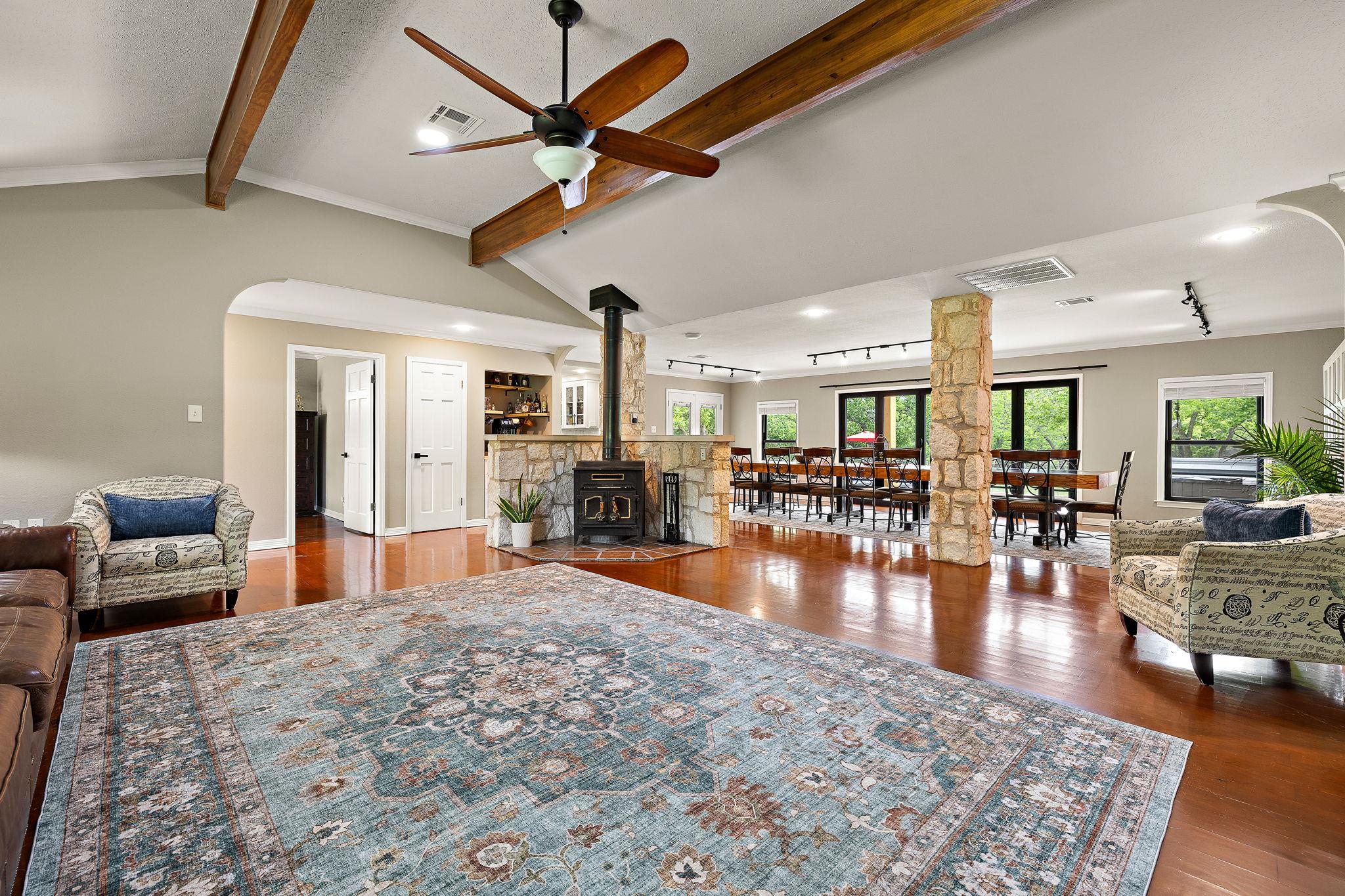 1007 S Gabriel Drive Leander TX 78641