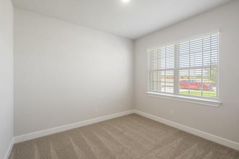 517 West Luna Blue Lane Jarrell TX 76537