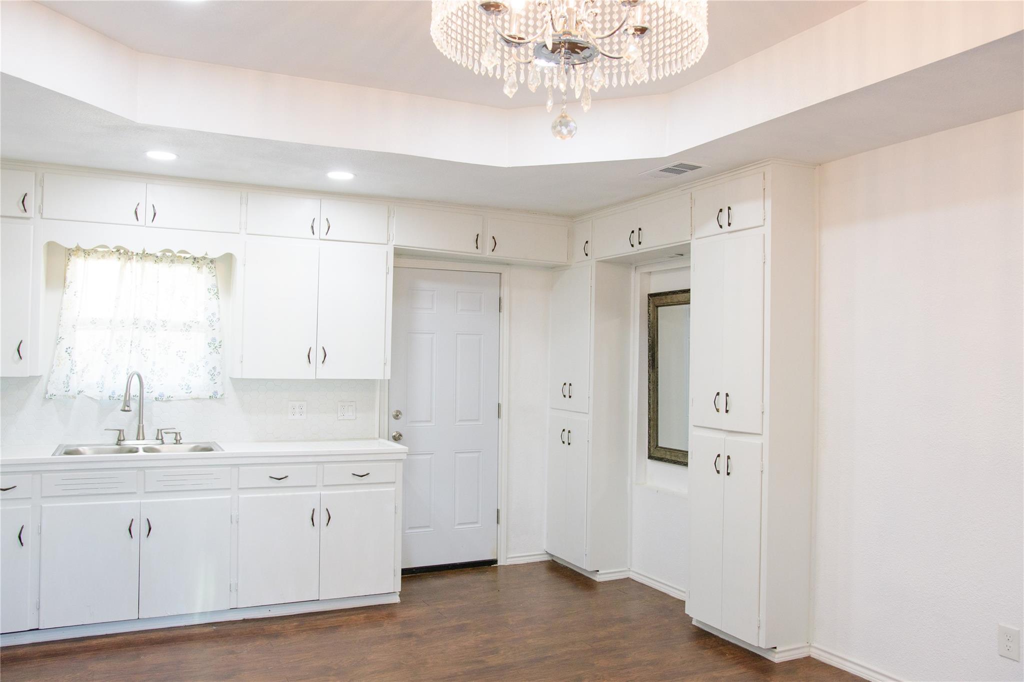 209 County Road 310 Rockdale TX 76567