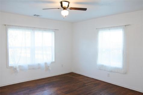 209 County Road 310 Rockdale TX 76567