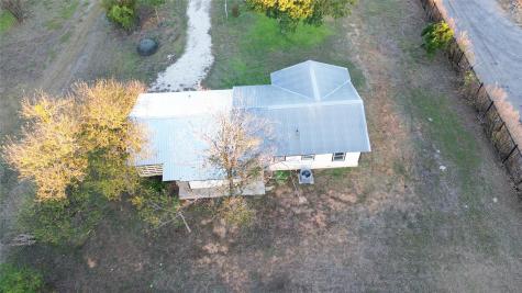 209 County Road 310 Rockdale TX 76567