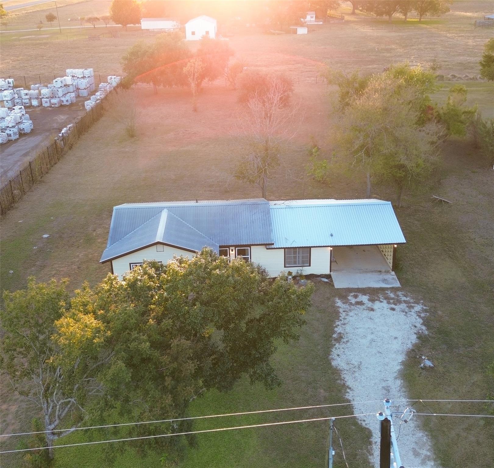 209 County Road 310 Rockdale TX 76567