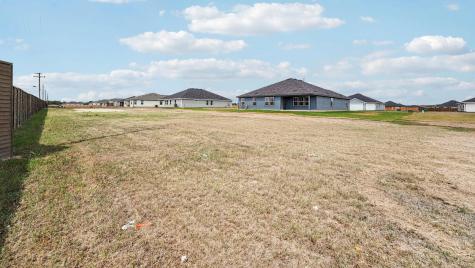 147 Union Pacific Drive Cedar Creek TX 78612