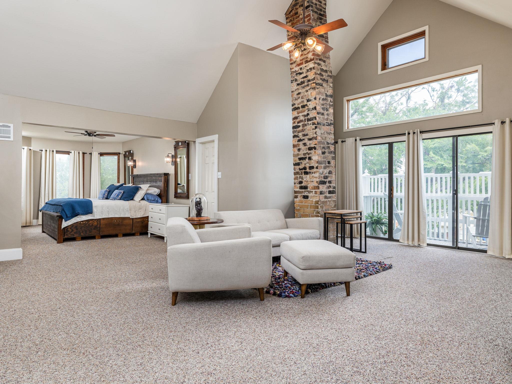 1220 W Lake Drive Taylor TX 76574