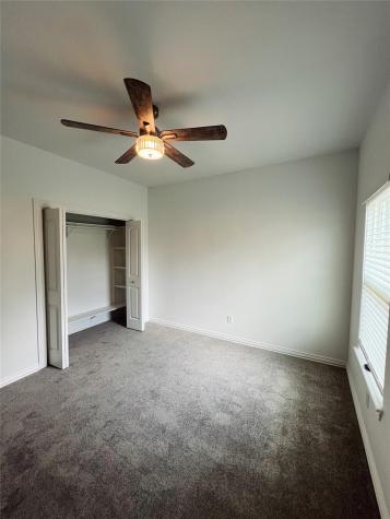 614 S Middle Street Flatonia TX 78941