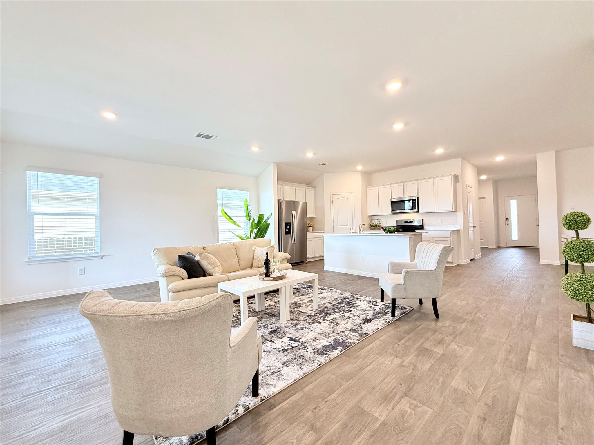 598 Gladiola Loop Kyle TX 78640
