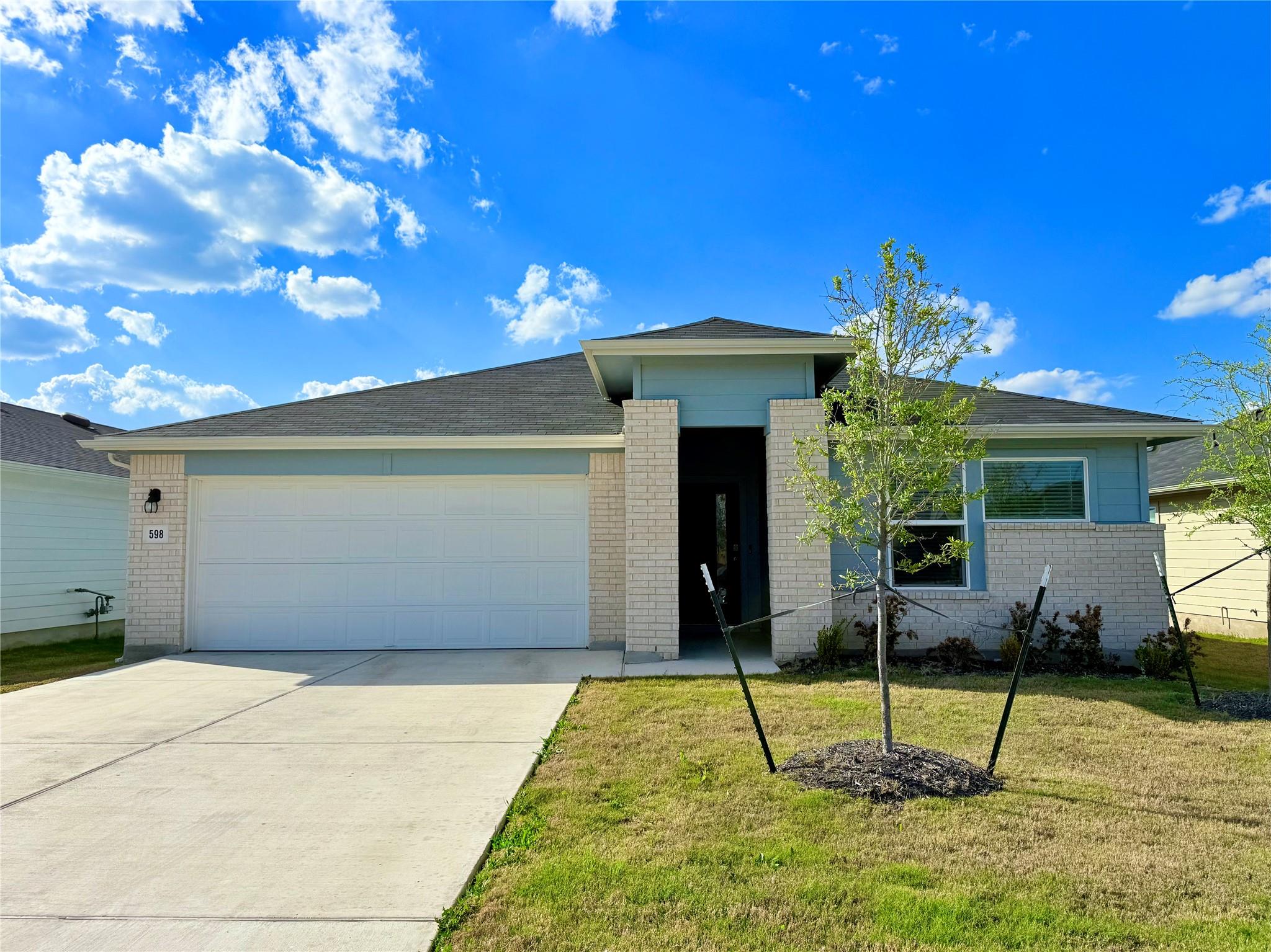 598 Gladiola Loop Kyle TX 78640