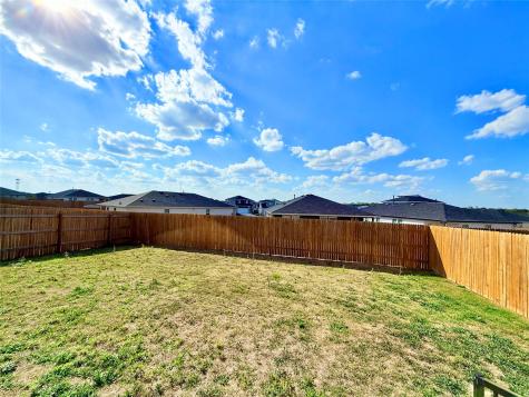 598 Gladiola Loop Kyle TX 78640