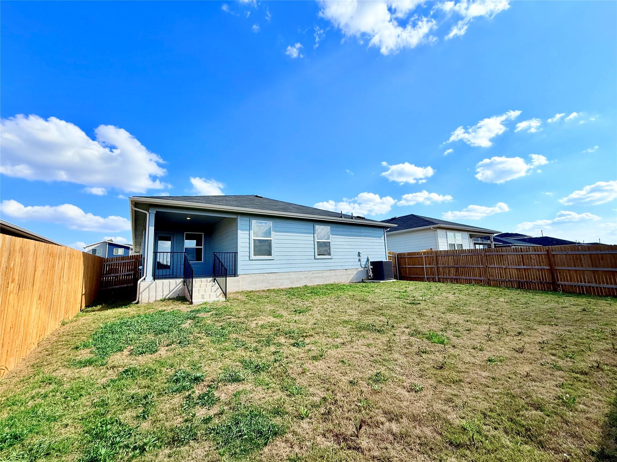 598 Gladiola Loop Kyle TX 78640