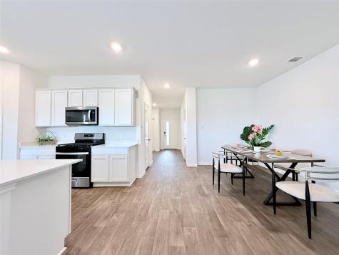 598 Gladiola Loop Kyle TX 78640