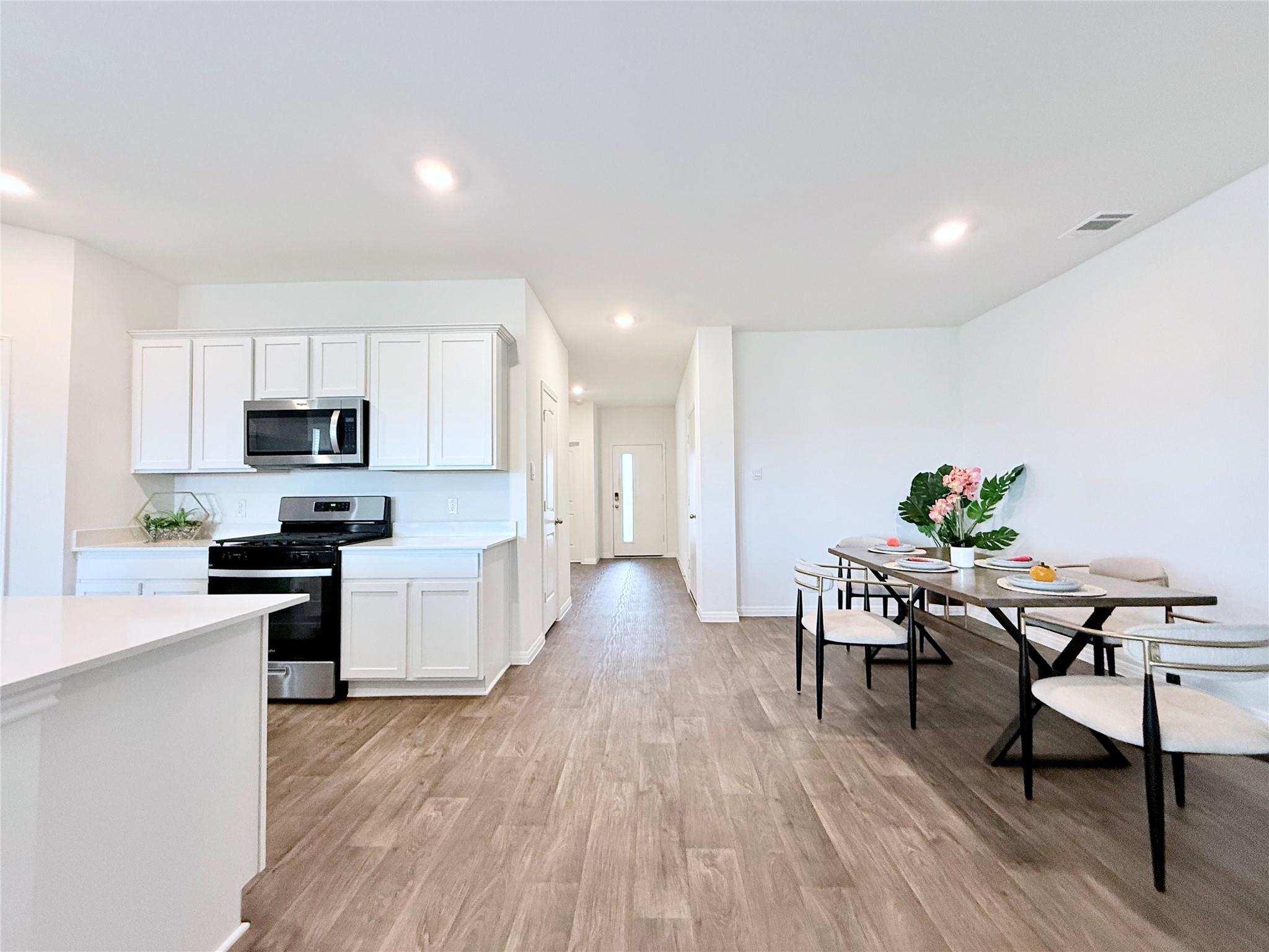 598 Gladiola Loop Kyle TX 78640