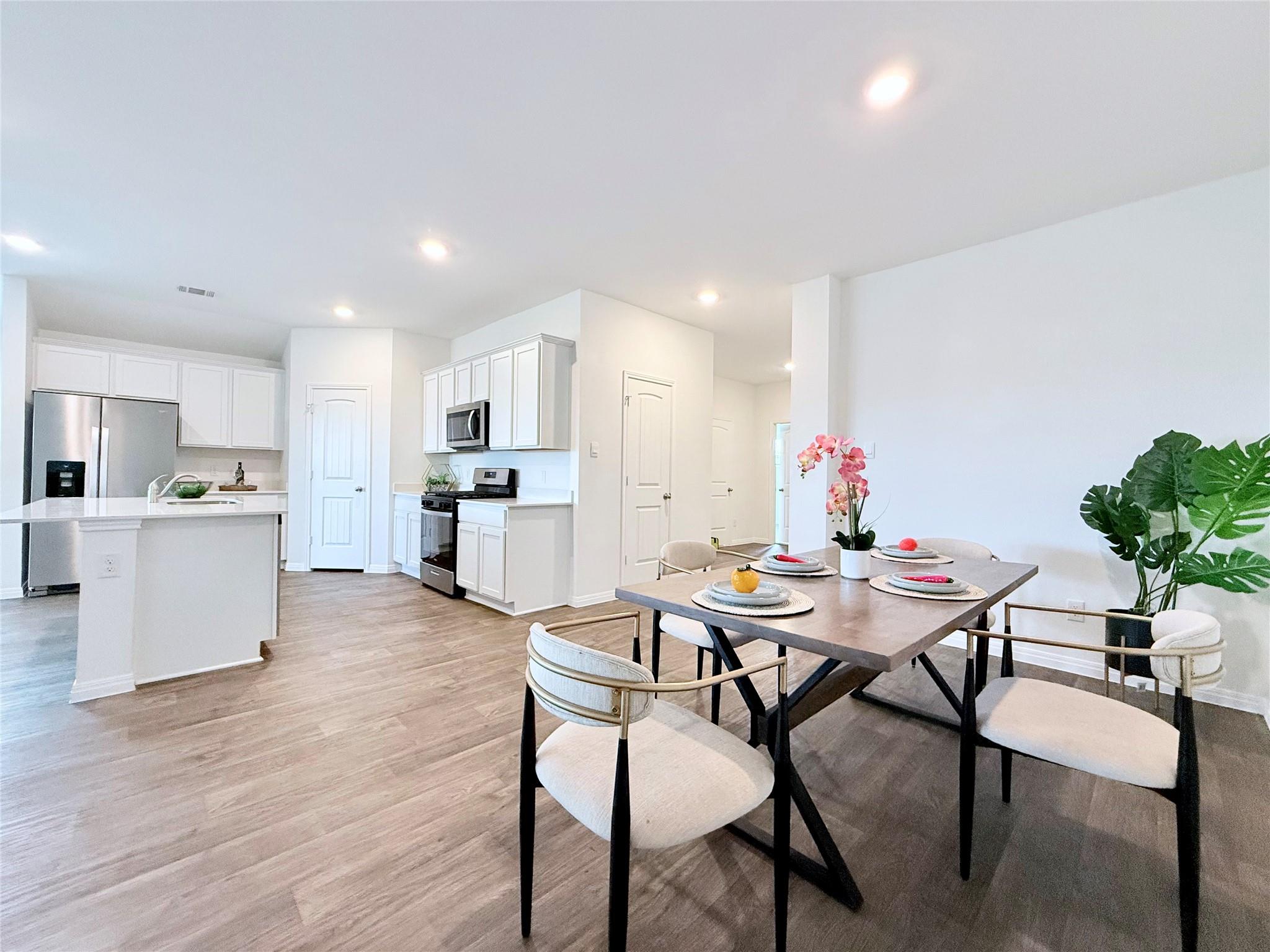 598 Gladiola Loop Kyle TX 78640