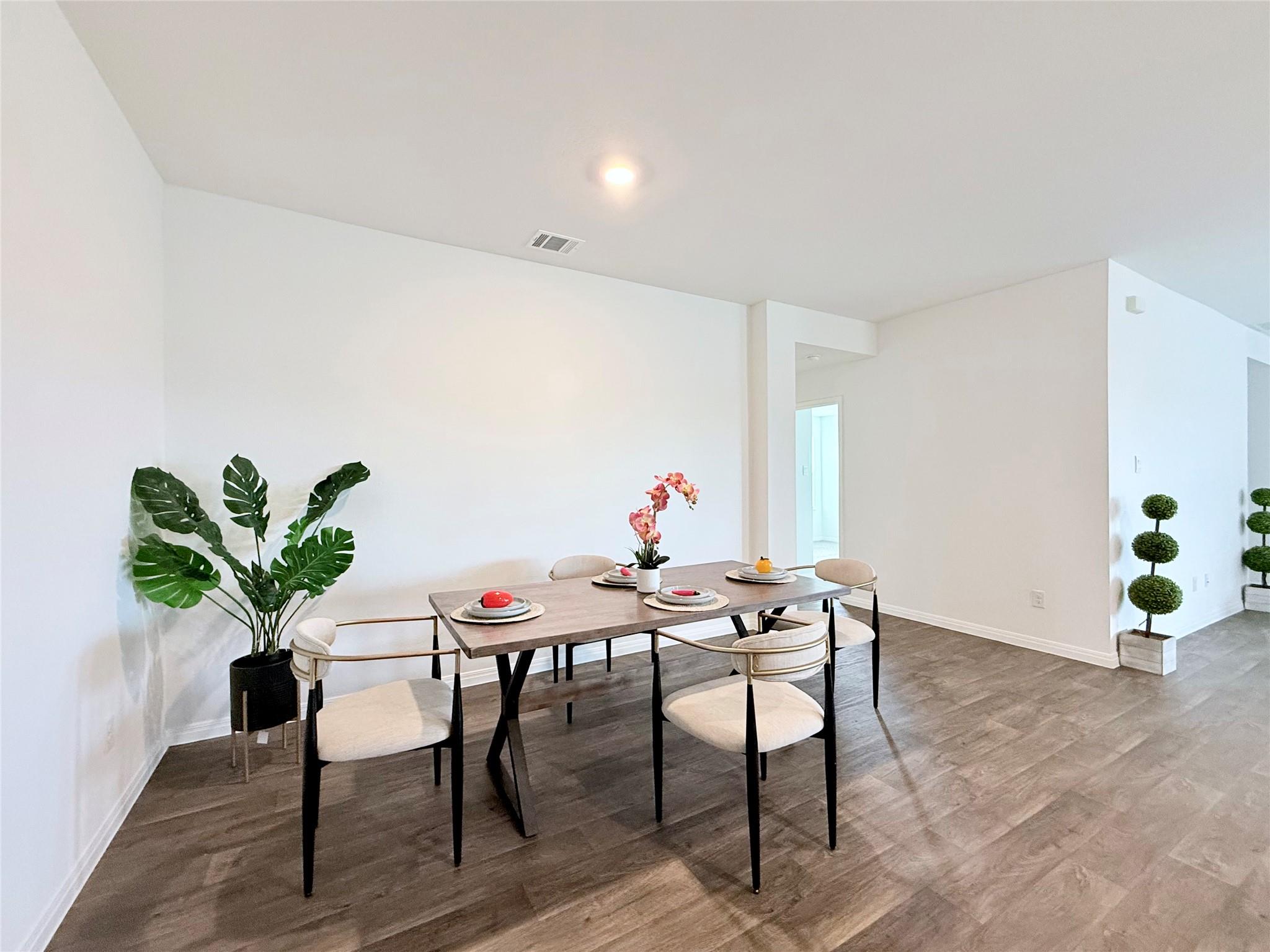 598 Gladiola Loop Kyle TX 78640