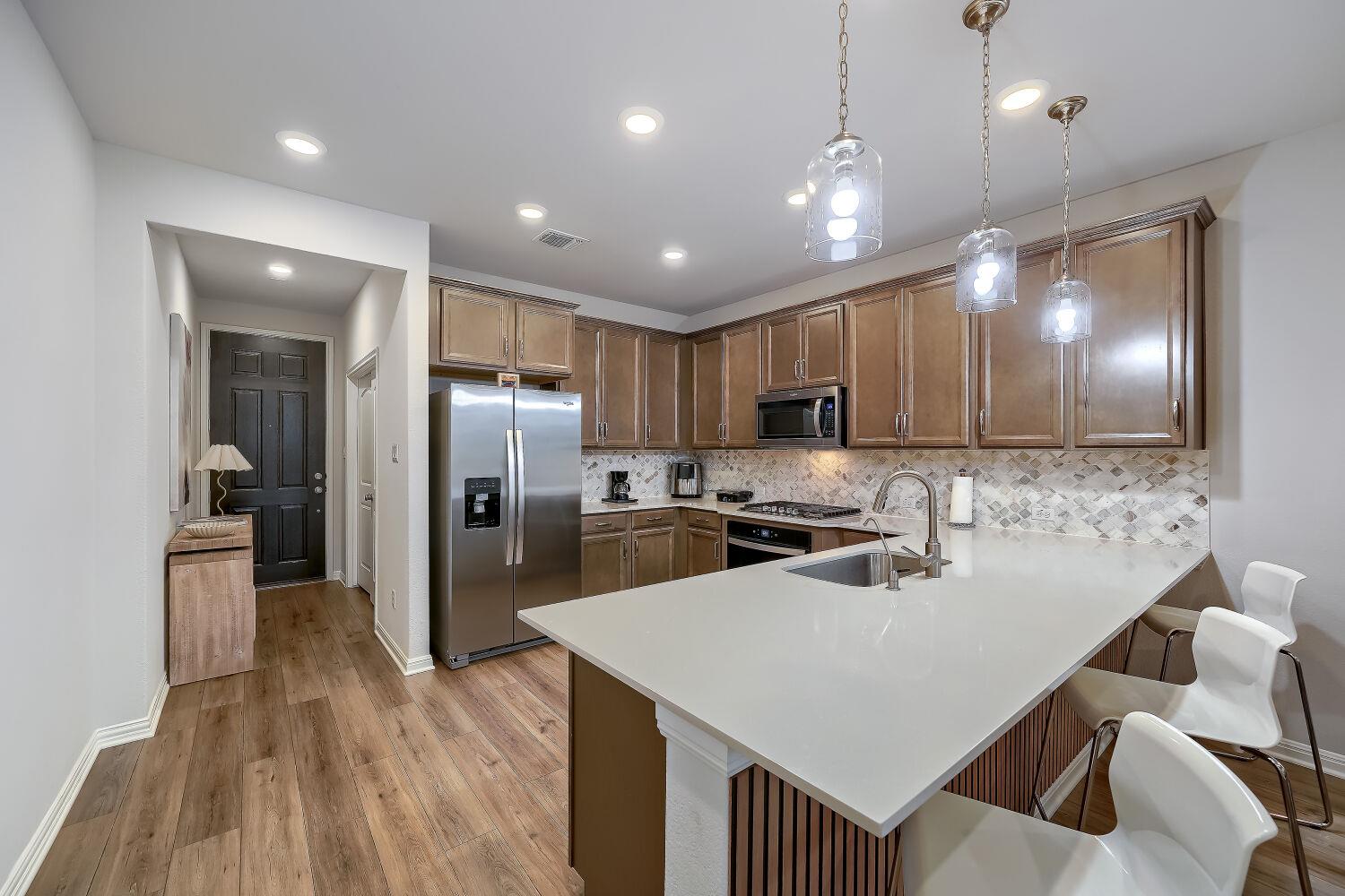 511 Palo Brea Loop Hutto TX 78634