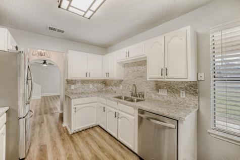 3902 Hillside Drive Round Rock TX 78681