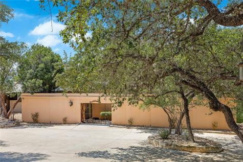 18703 Lakeland Drive Point Venture TX 78645