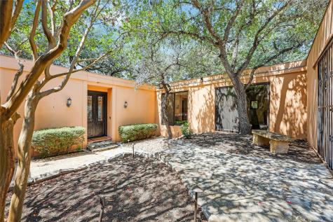 18703 Lakeland Drive Point Venture TX 78645