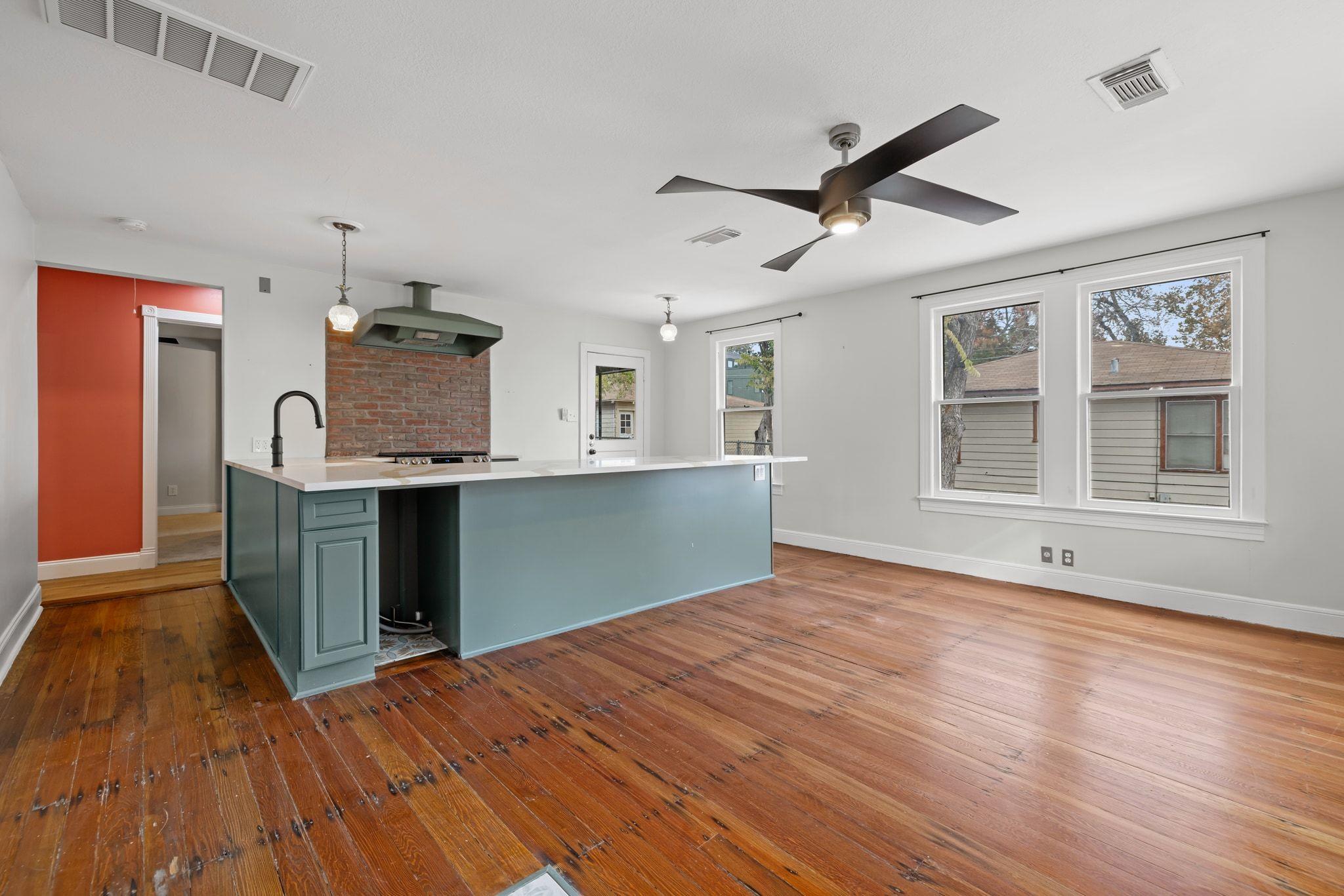 2702 S 2nd Street Austin TX 78704