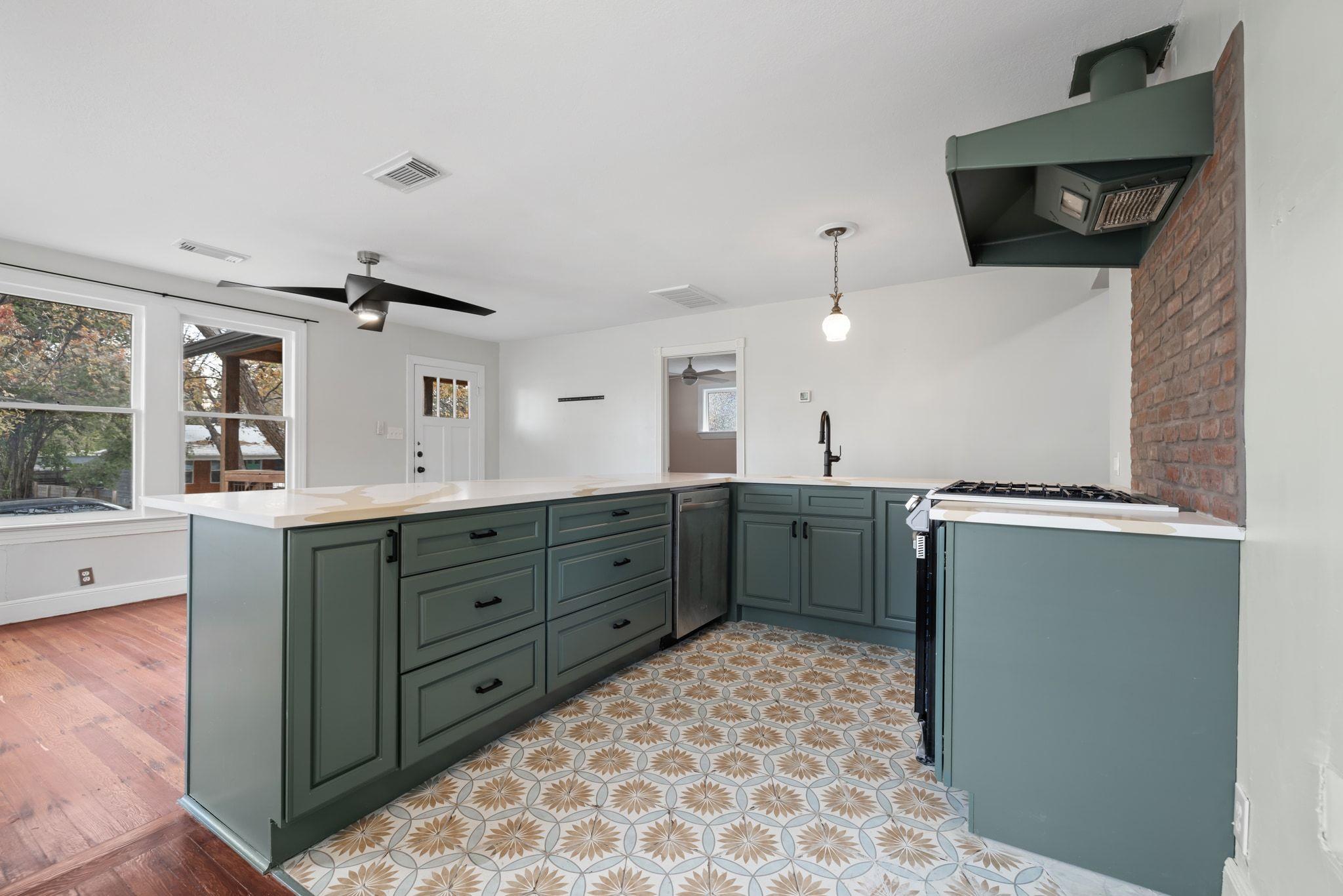 2702 S 2nd Street Austin TX 78704