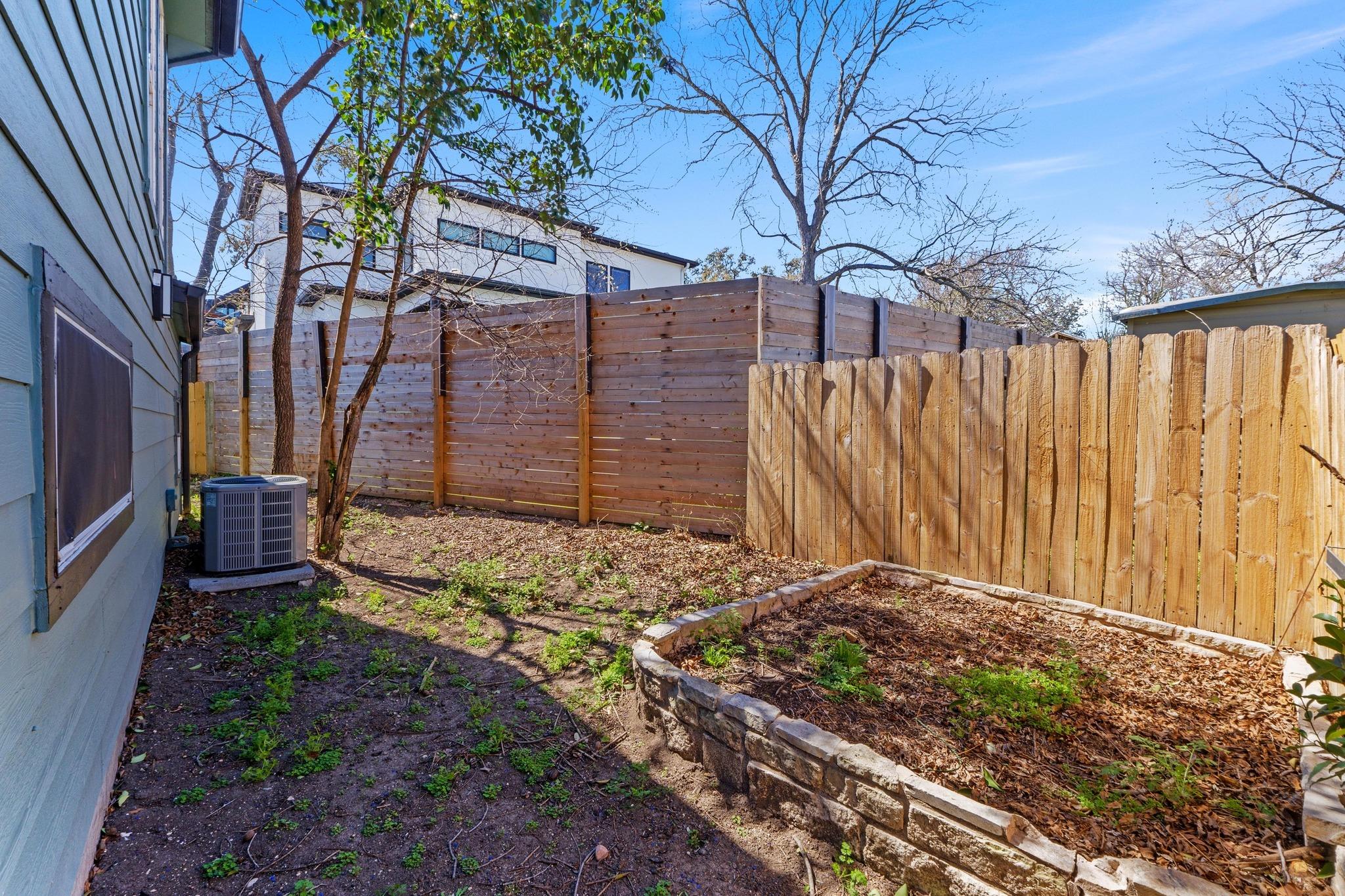 2702 S 2nd Street Austin TX 78704