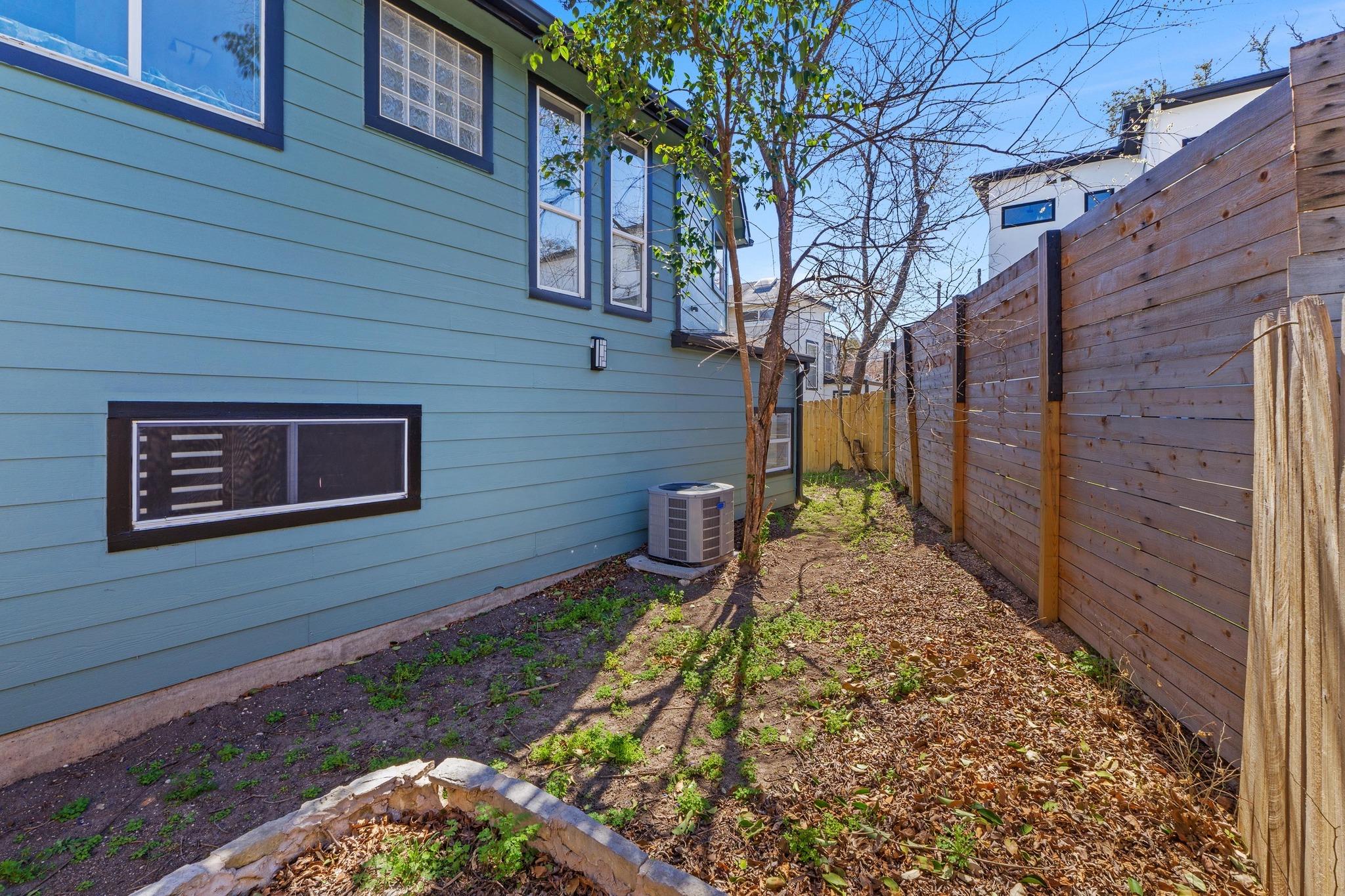 2702 S 2nd Street Austin TX 78704