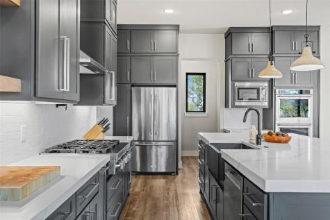 316 Stockman Drive Dripping Springs TX 78620
