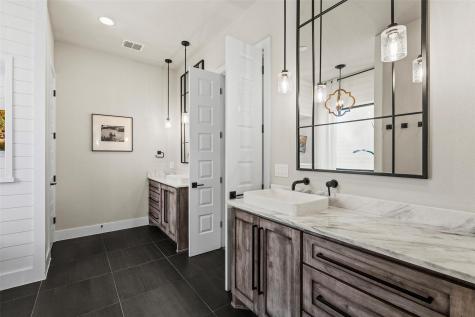 316 Stockman Drive Dripping Springs TX 78620