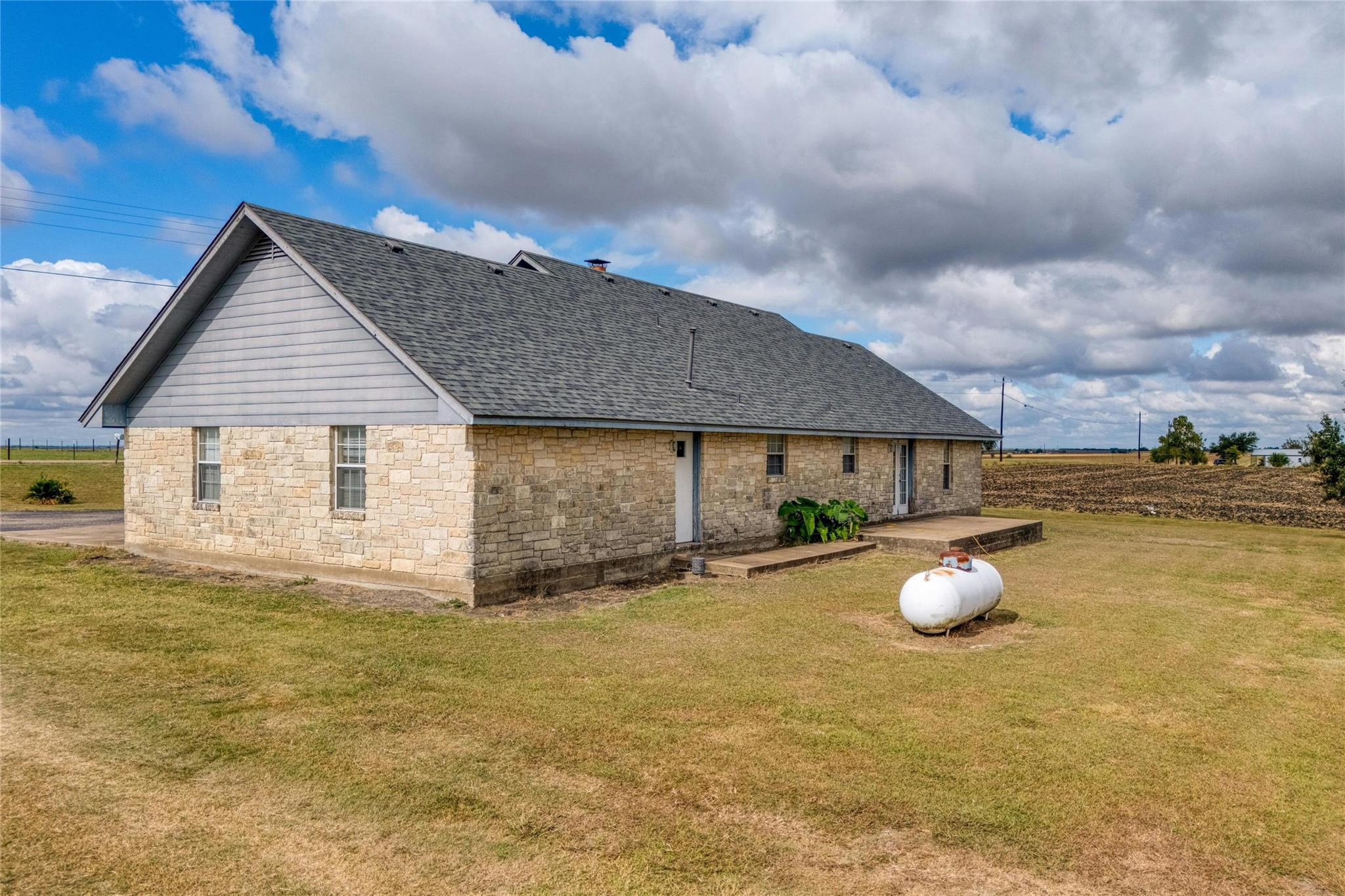 615 County Road 357 Granger TX 76530