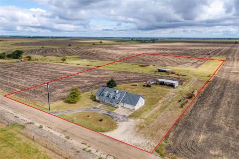 615 County Road 357 Granger TX 76530