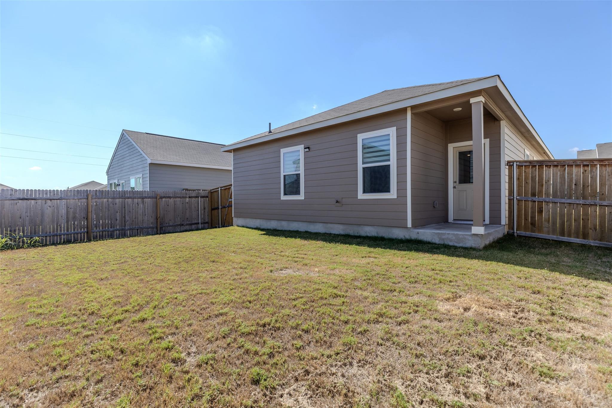 104 Enforcer Loop Jarrell TX 76537