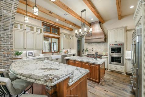 4207 Tuscany Court Bryan TX 77802