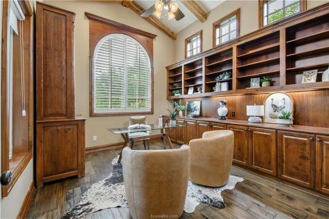 4207 Tuscany Court Bryan TX 77802