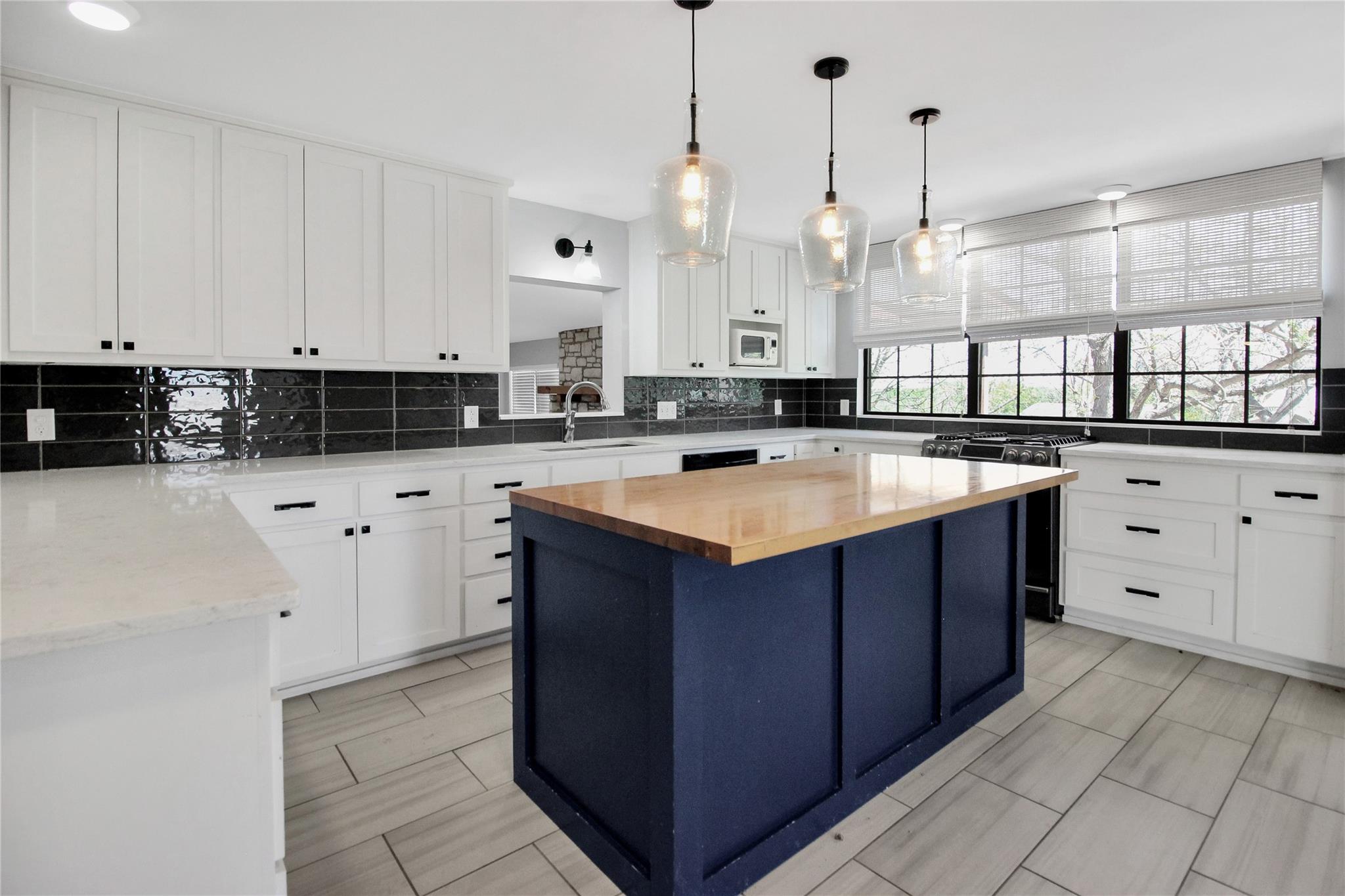 6400 Fm 1105 Georgetown TX 78626